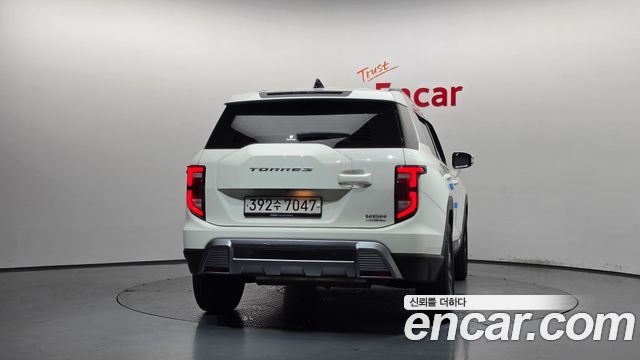KG Mobility (SsangYong) Torres HEV 1.5 2WD T7 2026 — фото 4