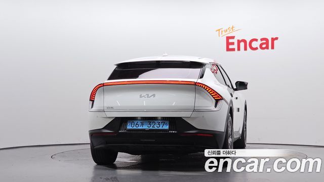 Kia EV6 Long Range 4WD Air 2022 — фото 4
