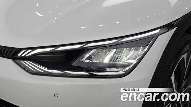 Kia EV6 Long Range 4WD Air 2022 — фото 22