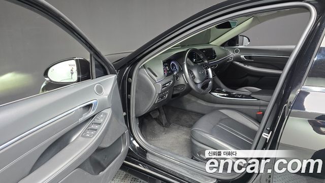 Hyundai Sonata (DN8) 2.0 Premium Plus 2023 — фото 10