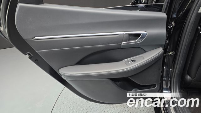 Hyundai Sonata (DN8) 2.0 Premium Plus 2023 — фото 25