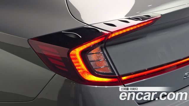 Hyundai Sonata (DN8) 2.0 Premium Plus 2022 — фото 23