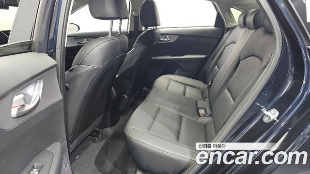 Kia K3 (II) 1.6 Prestige 2022 — фото 11