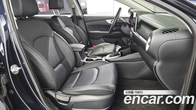 Kia K3 (II) 1.6 Prestige 2022 — фото 12