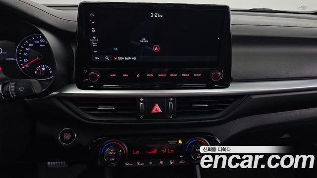 Kia K3 (II) 1.6 Prestige 2022 — фото 16