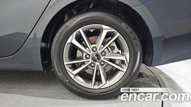 Kia K3 (II) 1.6 Prestige 2022 — фото 21