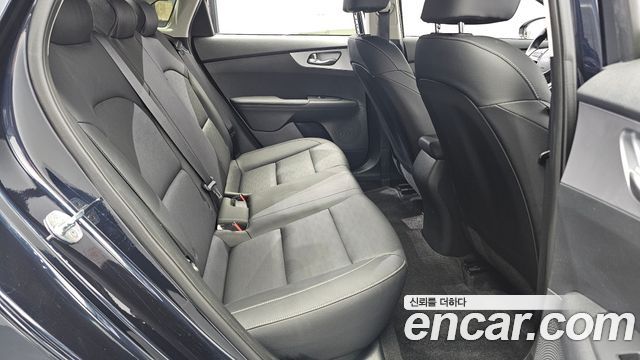 Kia K3 (II) 1.6 Prestige 2022 — фото 26