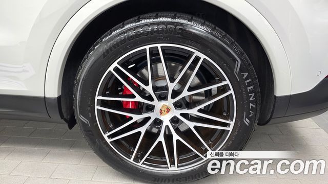 Porsche Cayenne (PO536) 3.0 S E-Hybrid 2025 — фото 27
