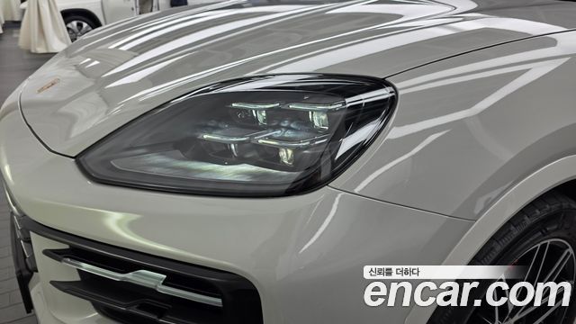 Porsche Cayenne (PO536) 3.0 S E-Hybrid 2025 — фото 28