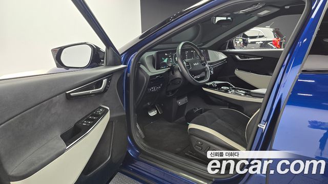 Kia EV6 Long Range GT Line 2022 — фото 10