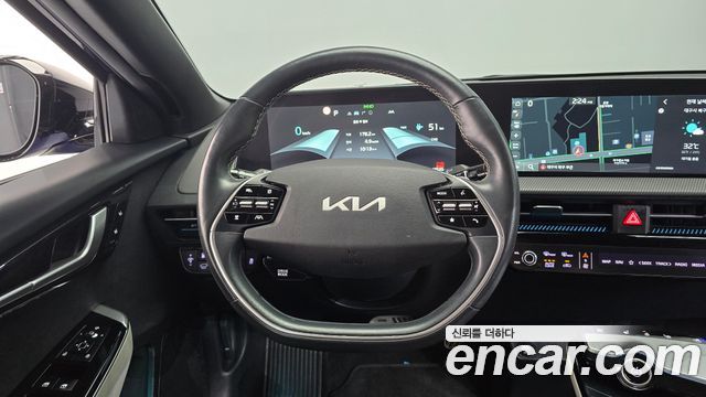Kia EV6 Long Range GT Line 2022 — фото 13