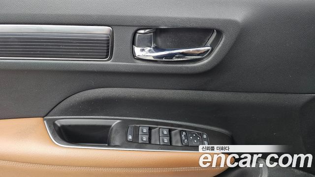Renault Korea QM6 2.0 LPe RE Signature 2WD 2021 — фото 28