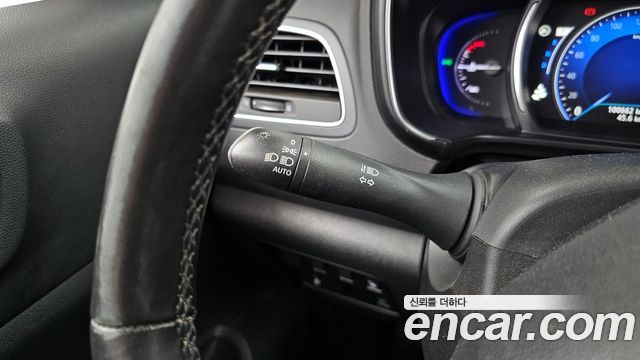 Renault Korea QM6 2.0 LPe RE Signature 2WD 2021 — фото 29