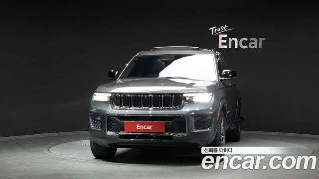 Jeep Grand Cherokee (WL) 3.6 Overland 2023 — фото 3