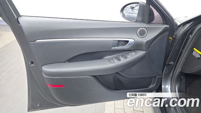 Hyundai Sonata Hybrid (DN8) Premium 2020 — фото 24
