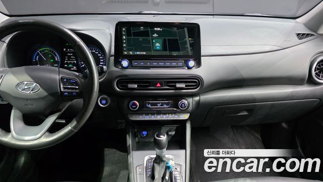 Hyundai Kona Hybrid Modern 2023 — фото 18