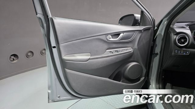 Hyundai Kona Hybrid Modern 2023 — фото 24