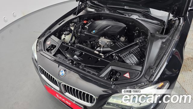 BMW 5 Series (F10) 528i xDrive Luxury 2014 — фото 6