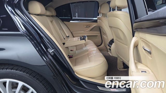 BMW 5 Series (F10) 528i xDrive Luxury 2014 — фото 12