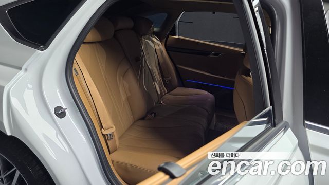 Genesis G80 (RG3) Gasoline 2.5 Turbo 2WD 2025 — фото 12