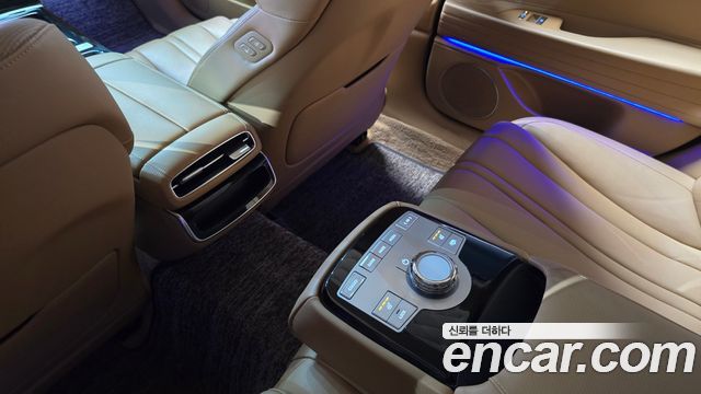 Genesis G80 (RG3) Gasoline 2.5 Turbo 2WD 2025 — фото 28