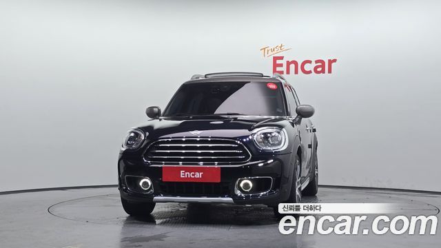 MINI Cooper Countryman Savile Row Edition 2nd 2020 — фото 3