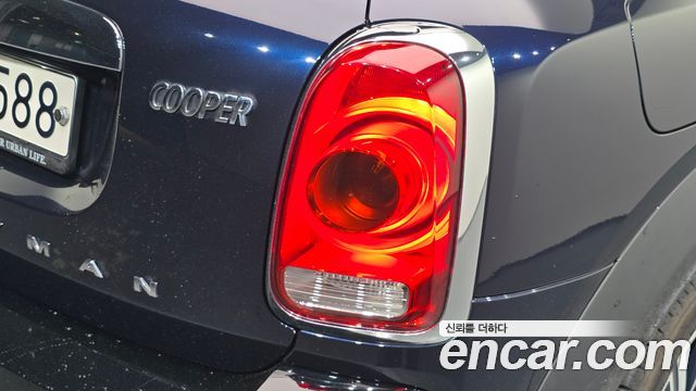 MINI Cooper Countryman Savile Row Edition 2nd 2020 — фото 23