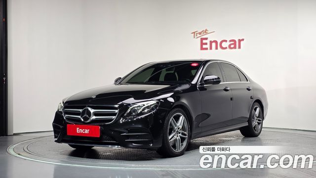 Mercedes-Benz E-Class (W213) E300 4MATIC AMG Line 2020 — фото 1