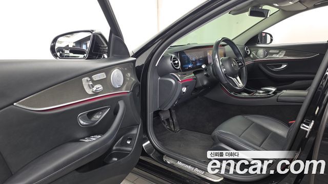 Mercedes-Benz E-Class (W213) E300 4MATIC AMG Line 2020 — фото 10