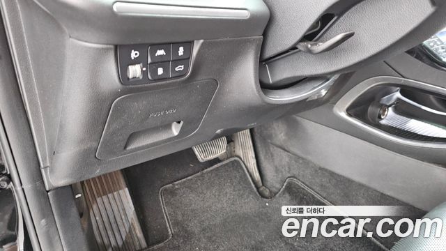 Hyundai Grandeur (IG) 2.5 Premium 2022 — фото 20