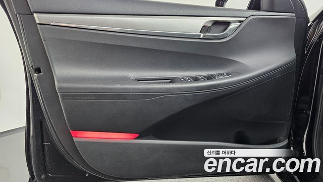 Hyundai Grandeur (IG) 2.5 Premium 2022 — фото 24