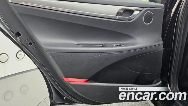 Hyundai Grandeur (IG) 2.5 Premium 2022 — фото 25