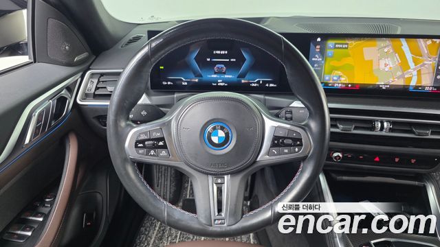 BMW i4 M50 2024 — фото 13