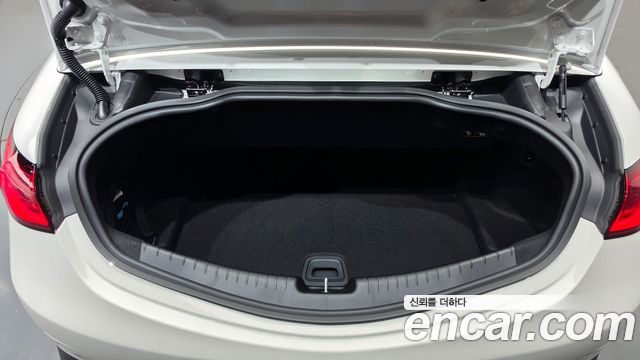 Mercedes-Benz CLE-Class (C236) CLE200 Cabriolet 2024 — фото 23