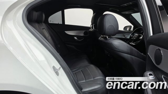 Mercedes-Benz C-Class (W205) C350e 2018 — фото 19
