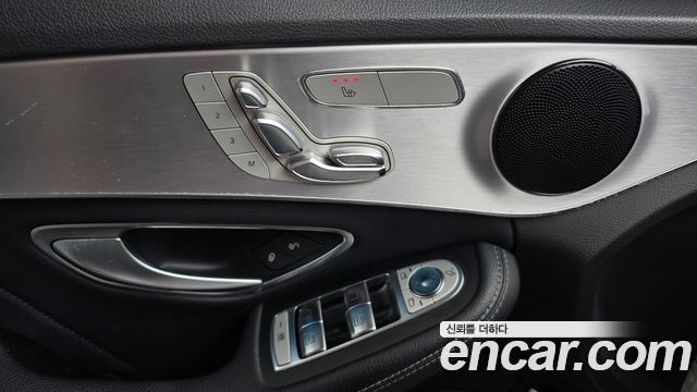 Mercedes-Benz C-Class (W205) C350e 2018 — фото 30