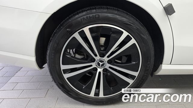 Mercedes-Benz E-Class (W213) E250 Avantgarde 2021 — фото 5