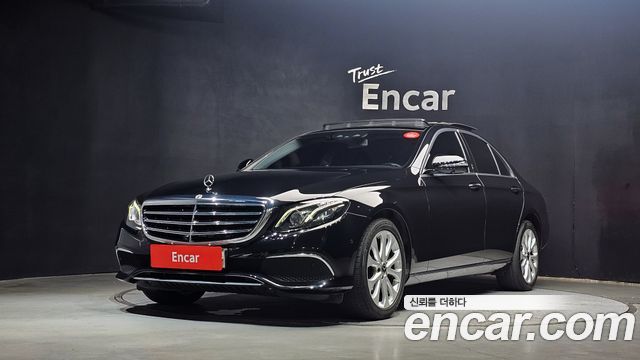 Mercedes-Benz E-Class (W213) E300 4MATIC Exclusive 2019 — фото 1