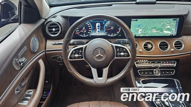 Mercedes-Benz E-Class (W213) E300 4MATIC Exclusive 2019 — фото 13
