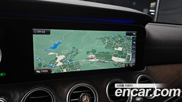 Mercedes-Benz E-Class (W213) E300 4MATIC Exclusive 2019 — фото 14