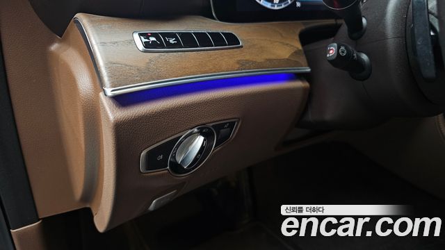 Mercedes-Benz E-Class (W213) E300 4MATIC Exclusive 2019 — фото 28