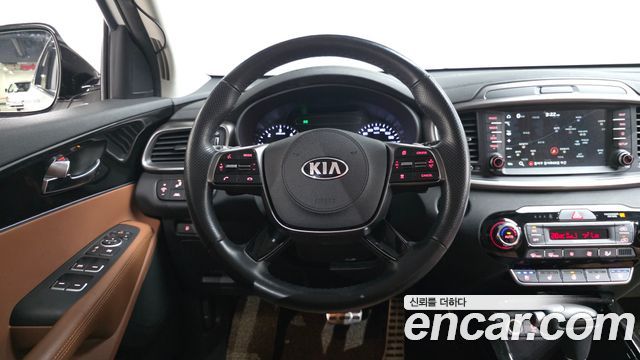 Kia Sorento Diesel 2.2 2WD Marster 2020 — фото 13