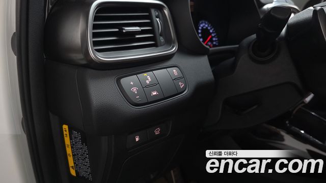 Kia Sorento Diesel 2.2 2WD Marster 2020 — фото 18