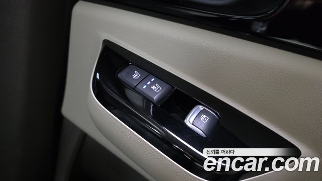 Kia Carnival (IV) Gasoline 9-Seater Noblesse 2021 — фото 28