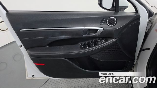 Hyundai Sonata The Edge (DN8) 2.0 LPG(Rent) Business 1 2024 — фото 24