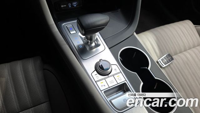 Genesis G70 2.0T Elite 2019 — фото 9