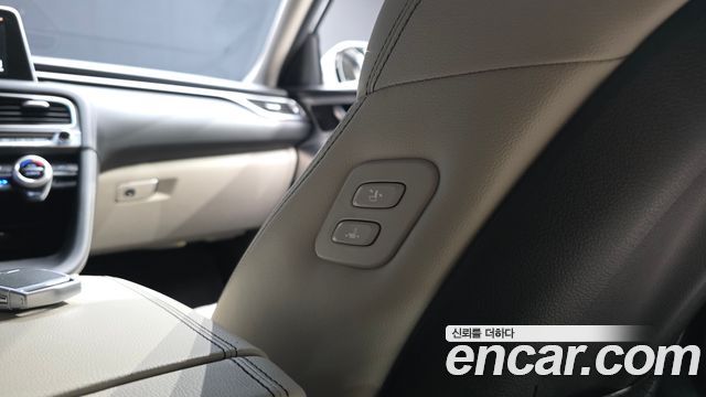 Genesis G70 2.0T Elite 2019 — фото 41