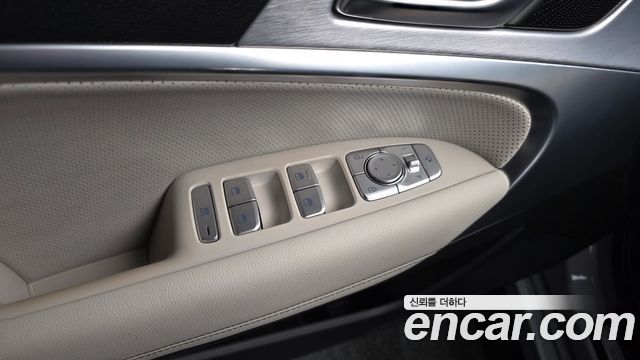 Genesis G70 2.0T Elite 2019 — фото 45