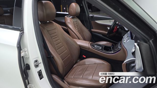 Mercedes-Benz E-Class (W213) E250 Avantgarde 2021 — фото 26