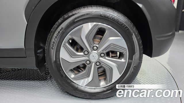 Hyundai Kona Hybrid Smart 2021 — фото 21